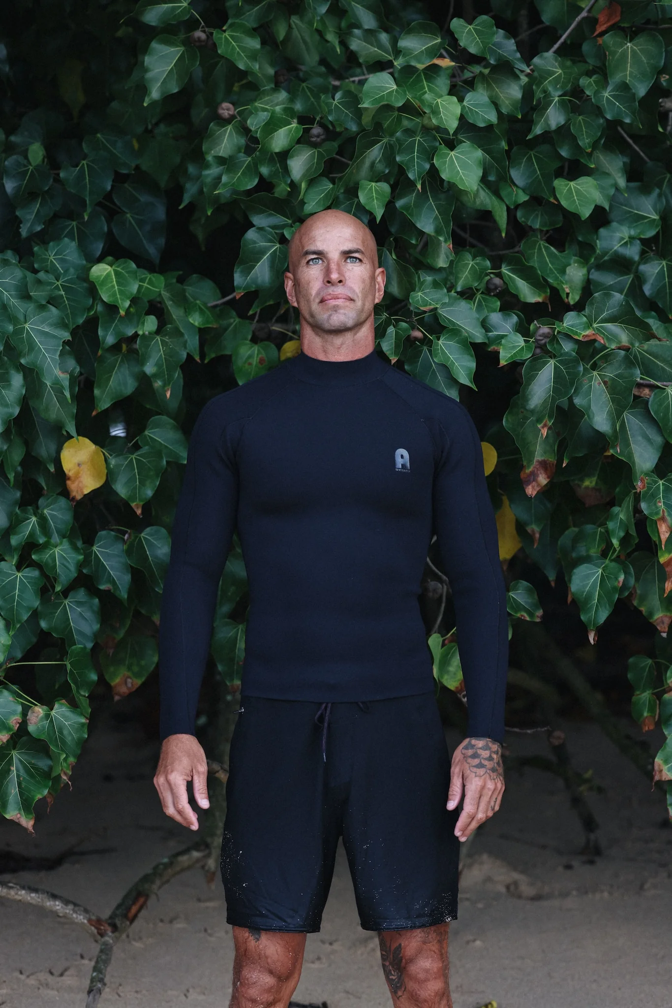 Buzzy Top 2mm Back Zip – Black - Image 3