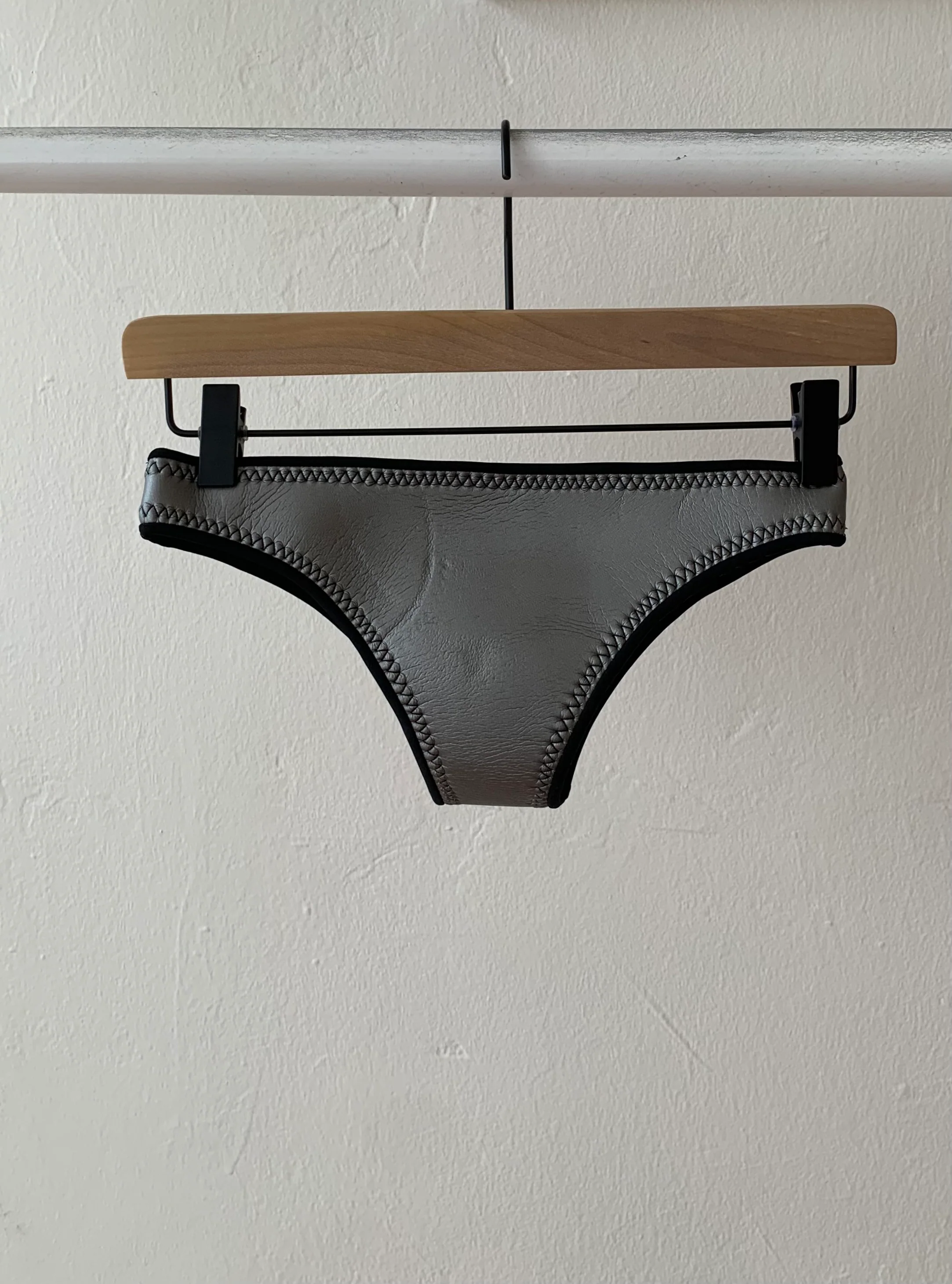 Jenna Bottom - Silver  2mm- SOLD AS IS - 30% - Image 3