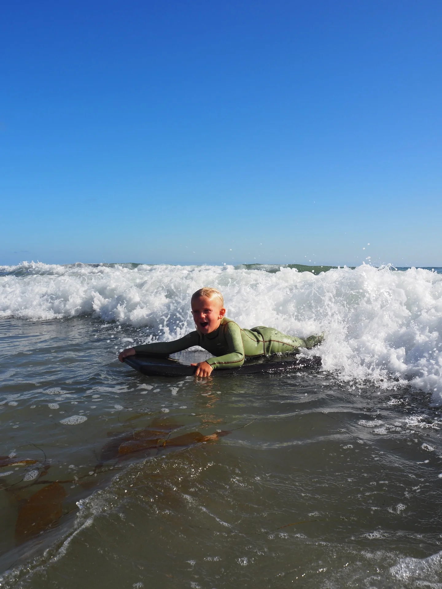 Nai'a Mini Full Wetsuit - Aloe 2/2mm - Image 7