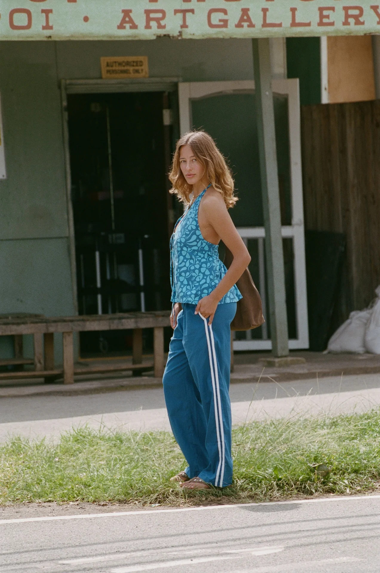 Puka Linen Pant - Ocean - Image 5