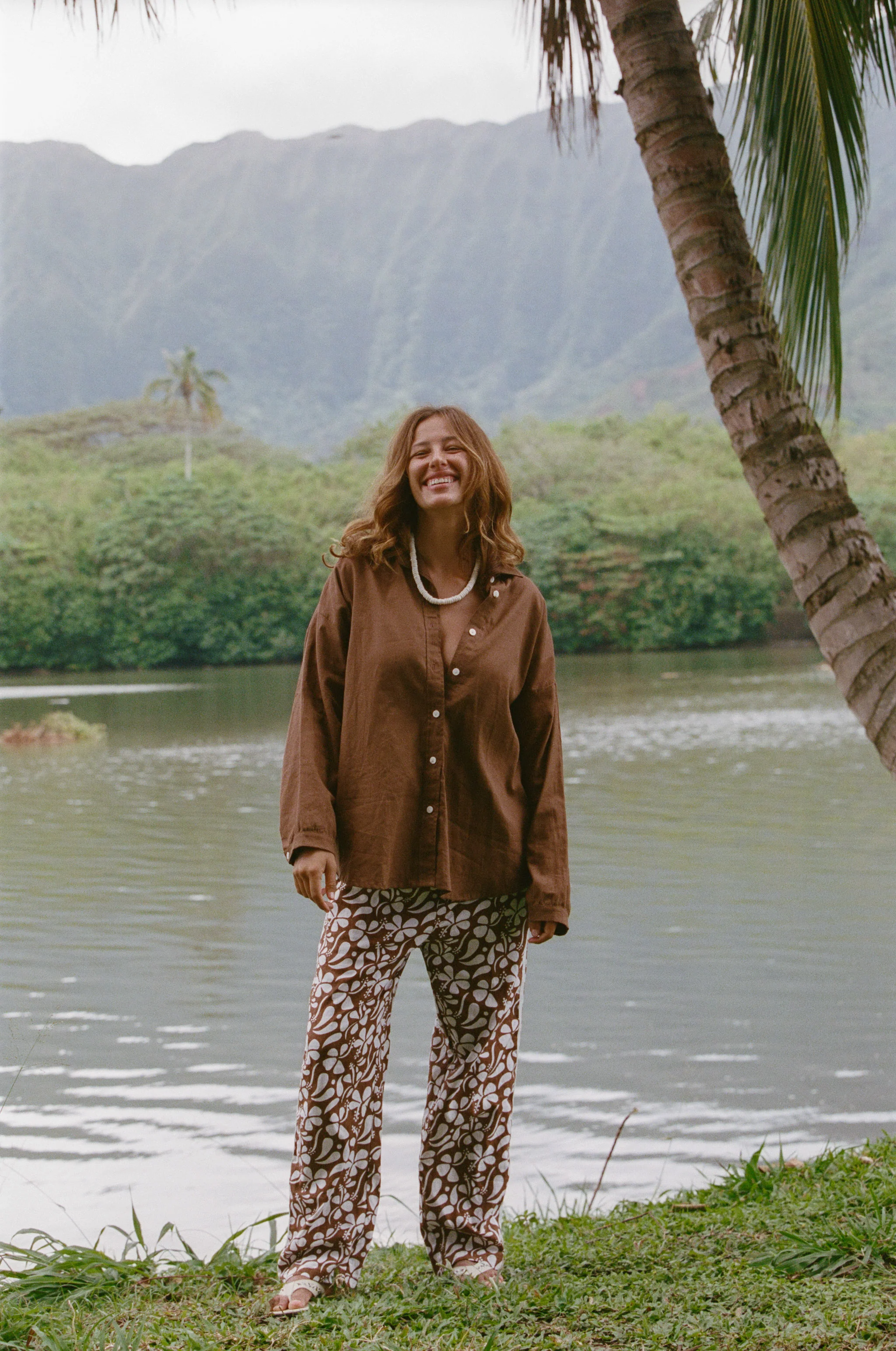 Puka Linen Shirt - Coco - Image 2