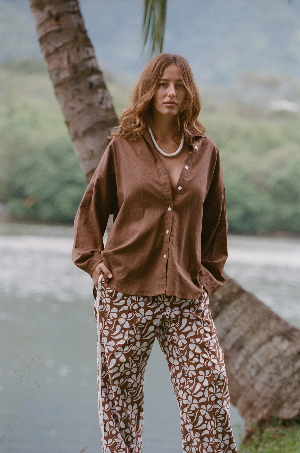 Puka Linen Shirt - Coco - Image 3