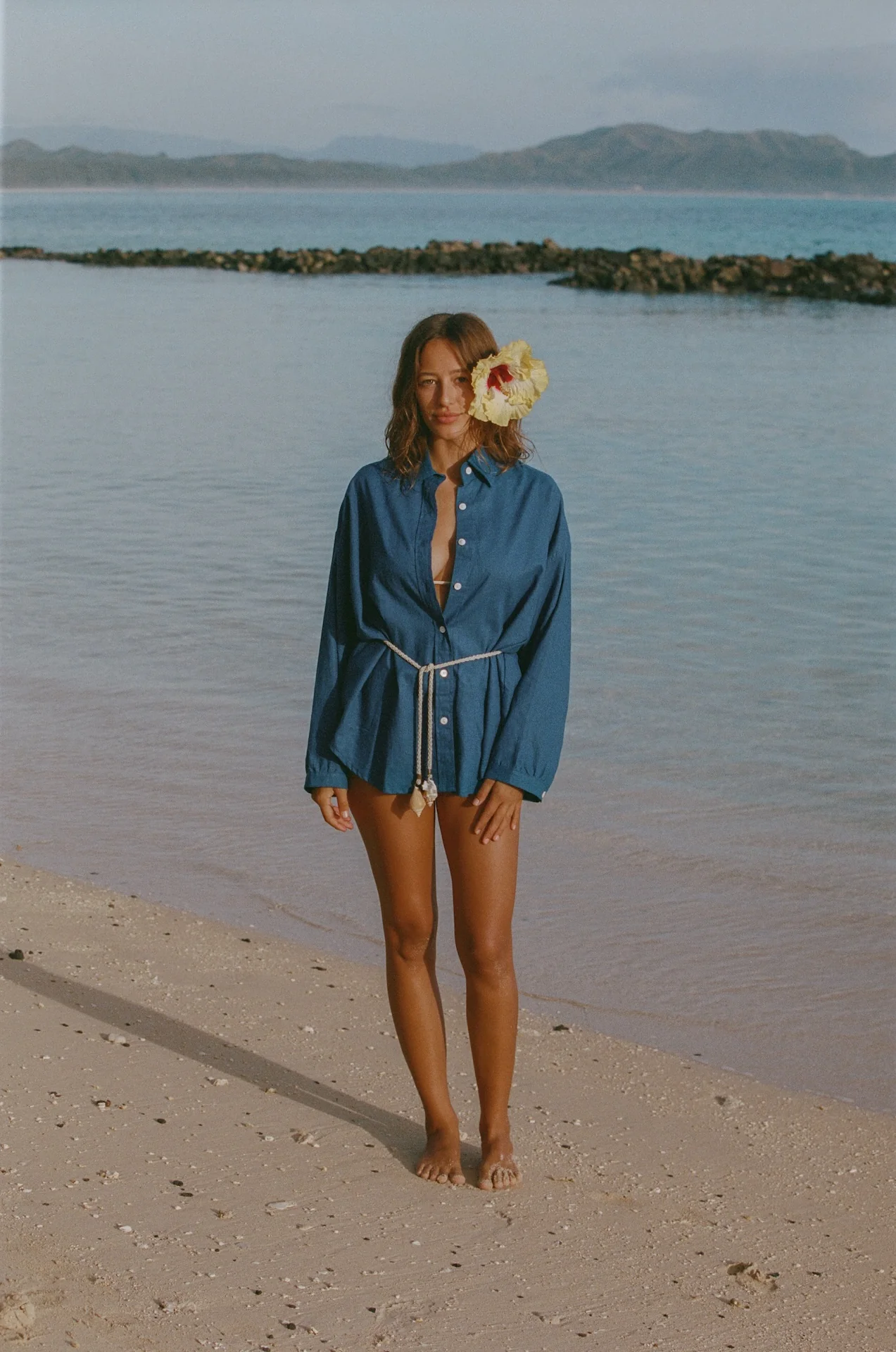 Puka Linen Shirt - Ocean - Image 5